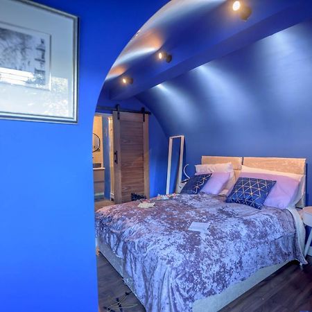 Ferienwohnung Quirky Vaulted Flat With Terrace Bath Exterior foto
