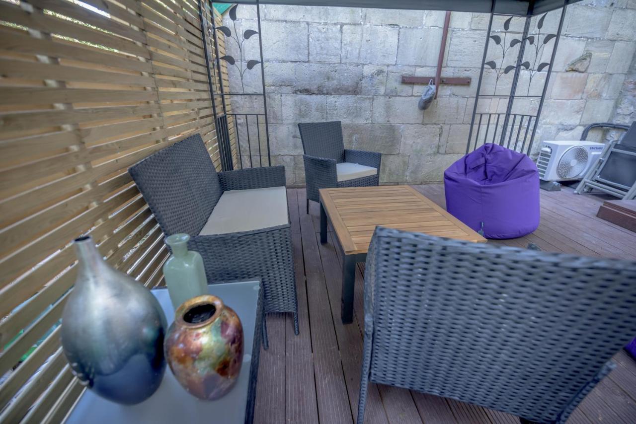 Ferienwohnung Quirky Vaulted Flat With Terrace Bath Exterior foto