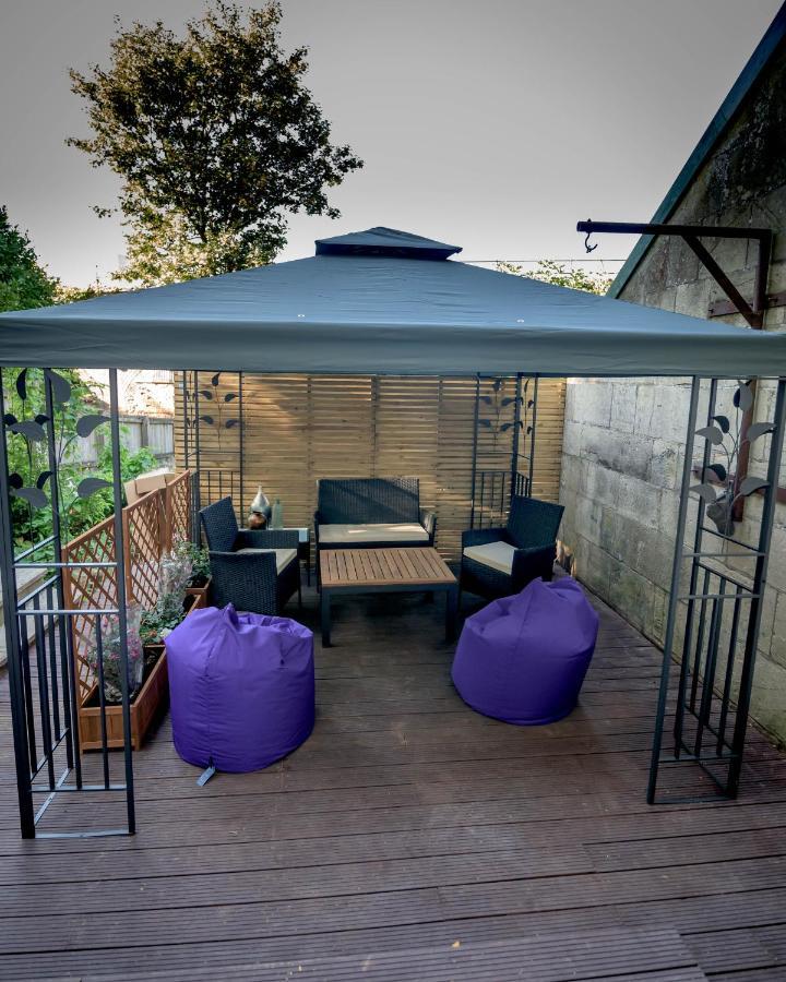 Ferienwohnung Quirky Vaulted Flat With Terrace Bath Exterior foto